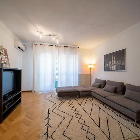 Appartement Climatise Tout Equipe A Cote Du Stade Velodrome Marseille Kültér fotó